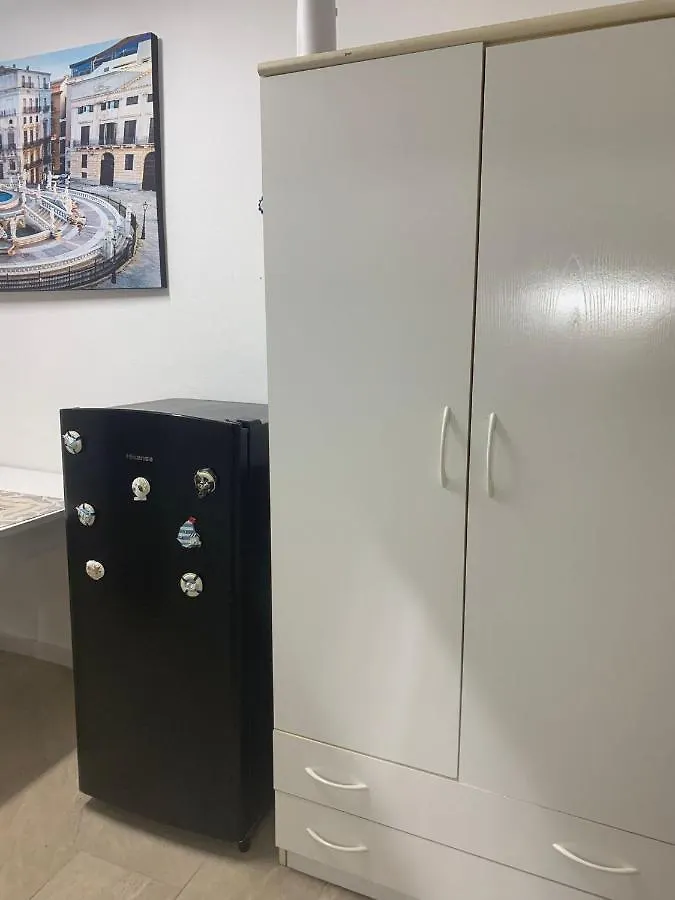 Holiday House Del Teatro Apartment Palermo
